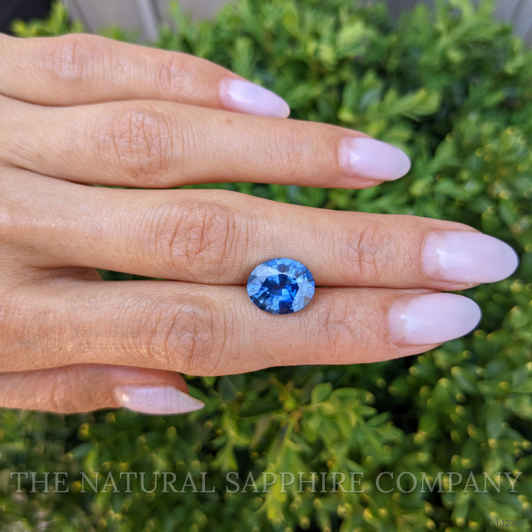 5.15 Ct. Blue Sapphire from Ceylon (Sri Lanka)