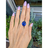 15.67 Ct. Blue Sapphire from Ceylon (Sri Lanka) Life Style
