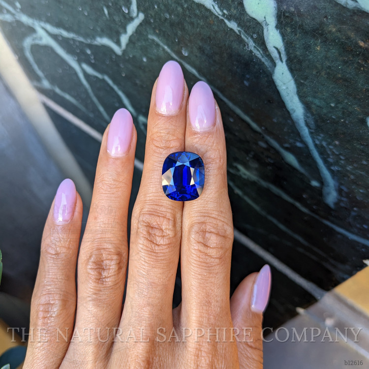 17.17 Ct. Blue Sapphire from Ceylon (Sri Lanka)