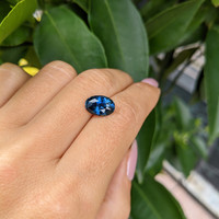 3.05 Ct. Greenish Blue Sapphire from Madagascar Life Style