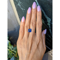 4.08 Ct. Blue Sapphire from Ceylon (Sri Lanka) Life Style