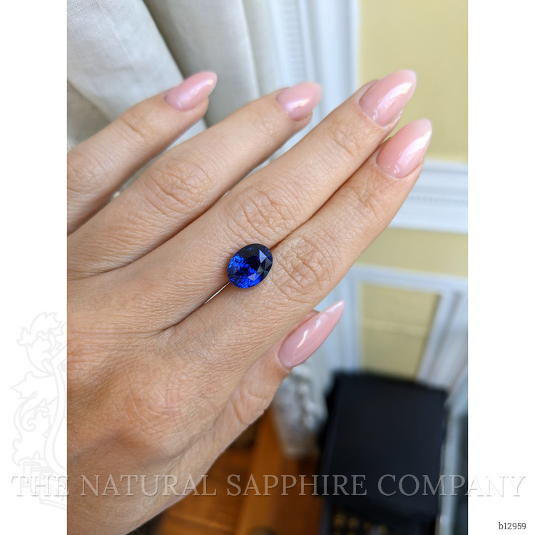 4.59 Ct. Blue Sapphire from Ceylon (Sri Lanka)
