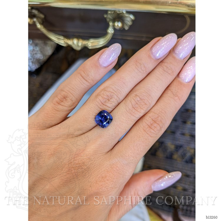 4.07 Ct. Blue Sapphire from Ceylon (Sri Lanka)