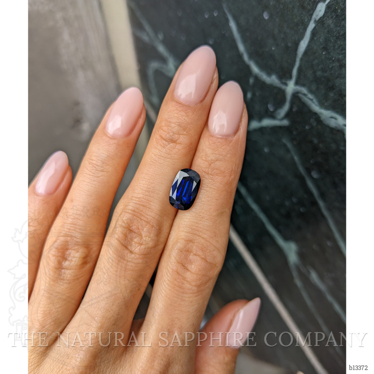 3.99 Ct. Blue Sapphire from Ceylon (Sri Lanka)