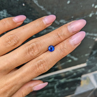 1.25 Ct. Blue Sapphire from Ceylon (Sri Lanka) Life Style