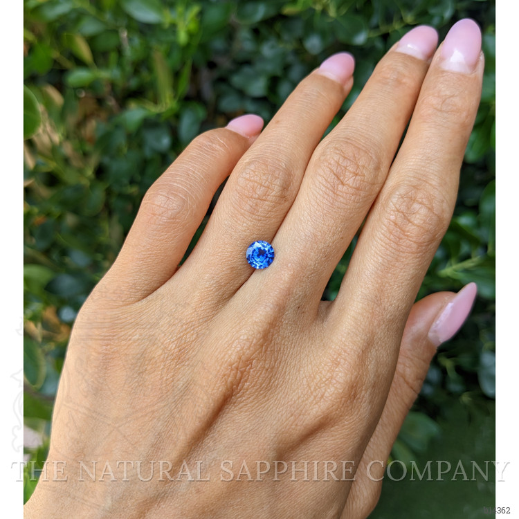 1.03 Ct. Blue Sapphire from Ceylon (Sri Lanka)