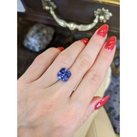 6.25 Ct. Blue Sapphire from Ceylon (Sri Lanka) Life Style