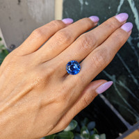 7.58 Ct. Blue Sapphire from Ceylon (Sri Lanka) Life Style