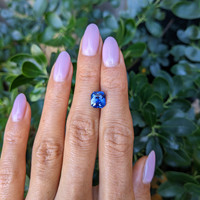 3.03 Ct. Blue Sapphire from Ceylon (Sri Lanka) Life Style