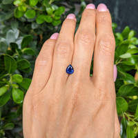 1.52 Ct. Blue Sapphire from Ceylon (Sri Lanka) Life Style