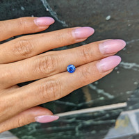 1.09 Ct. Blue Sapphire from Ceylon (Sri Lanka) Life Style