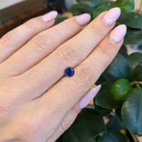 1.03 Ct. Blue Sapphire from Ceylon (Sri Lanka) Life Style