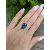 9.97 Ct. Blue Sapphire from Ceylon (Sri Lanka) Life Style