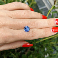 4.05 Ct. Blue Sapphire from Ceylon (Sri Lanka) Life Style