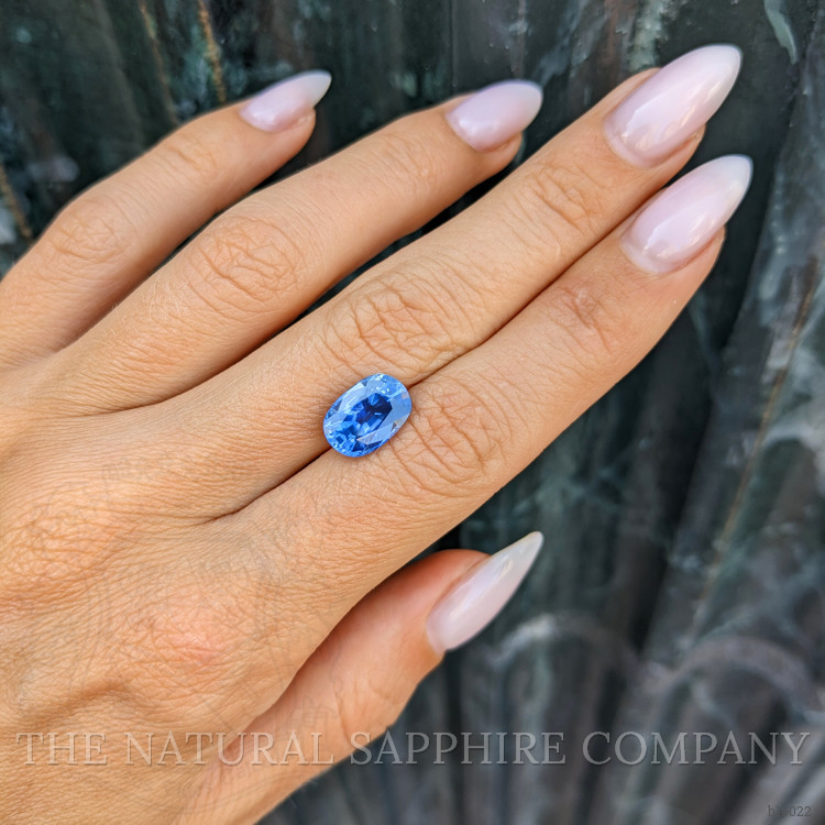 4.01 Ct. Blue Sapphire from Ceylon (Sri Lanka)