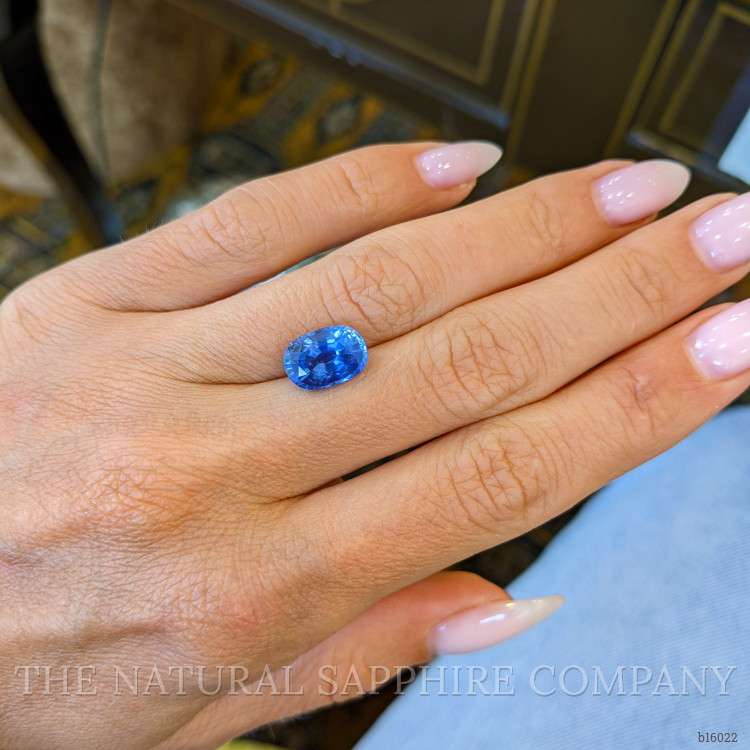 4.01 Ct. Blue Sapphire from Ceylon (Sri Lanka)