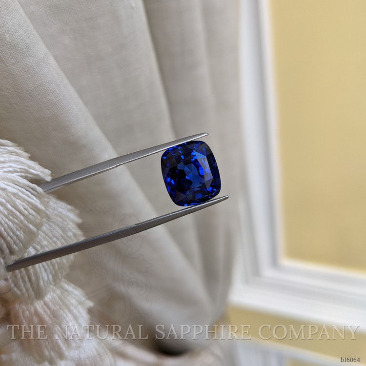 11.14 Ct. Blue Sapphire from Ceylon (Sri Lanka)