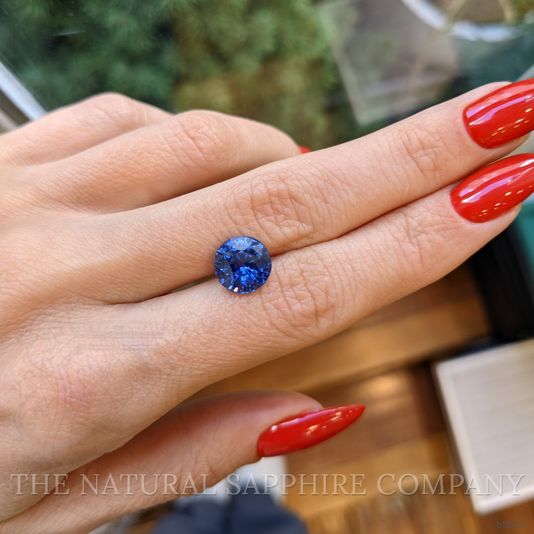 4.33 Ct. Purplish Blue Sapphire from Ceylon (Sri Lanka)