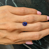 2.69 Ct. Color Change Sapphire from Ceylon (Sri Lanka) Life Style