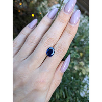 2.79 Ct. Blue Sapphire from Ceylon (Sri Lanka) Life Style