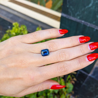 3.57 Ct. Greenish Blue Sapphire from Ceylon (Sri Lanka) Life Style