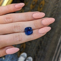 7.77 Ct. Blue Sapphire from Ceylon (Sri Lanka) Life Style