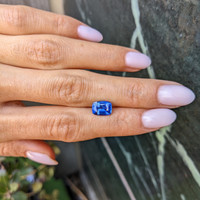 2.24 Ct. Blue Sapphire from Ceylon (Sri Lanka) Life Style