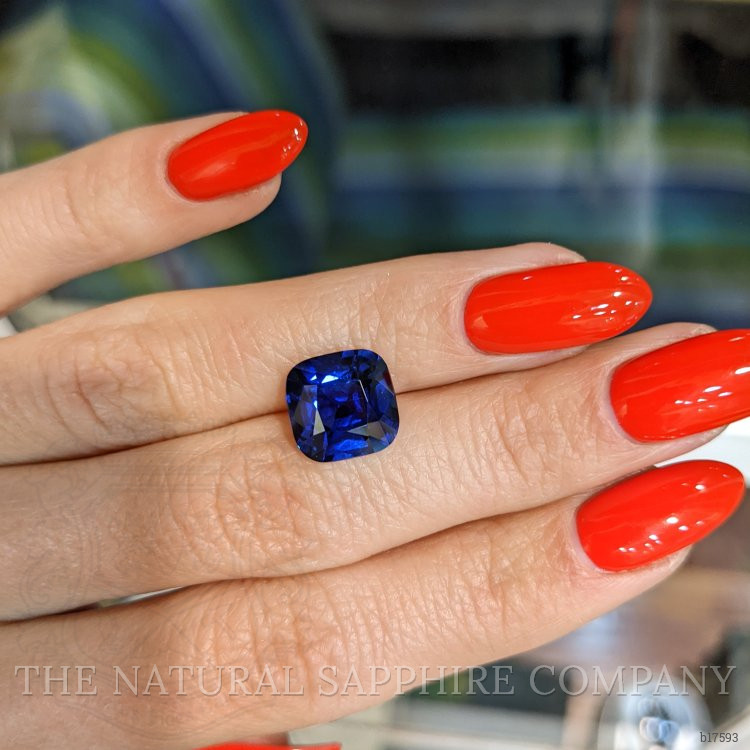 6.42 Ct. Blue Sapphire from Ceylon (Sri Lanka)