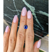 2.00 Ct. Blue Sapphire from Ceylon (Sri Lanka) Life Style