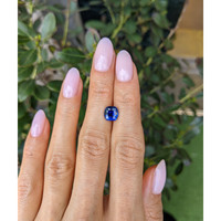 2.00 Ct. Blue Sapphire from Ceylon (Sri Lanka) Life Style