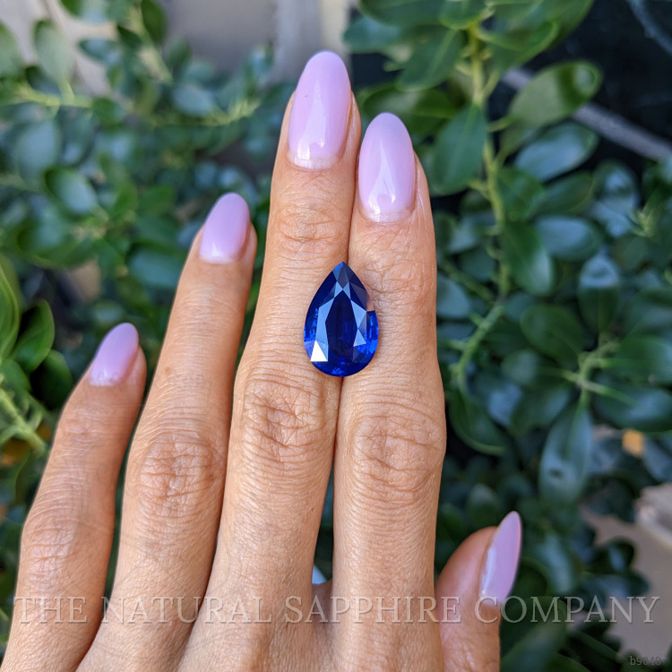 10.15 Ct. Blue Sapphire from Ceylon (Sri Lanka)