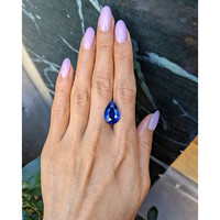 10.15 Ct. Blue Sapphire from Ceylon (Sri Lanka) Life Style