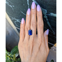 10.47 Ct. Blue Sapphire from Ceylon (Sri Lanka) Life Style