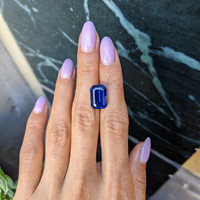 10.47 Ct. Blue Sapphire from Ceylon (Sri Lanka) Life Style