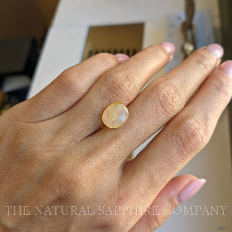 5.83 Ct. Yellow Cabochon Sapphire from Ceylon (Sri Lanka)