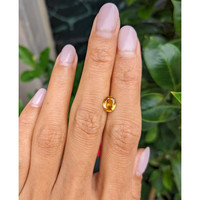 1.22 Ct. Bi Color Sapphire from Ceylon (Sri Lanka) Life Style