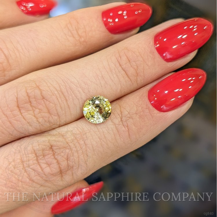 2.18 Ct. Bi Color Sapphire from Ceylon (Sri Lanka)