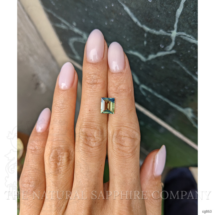 2.08 Ct. Bi Color Sapphire from Ceylon (Sri Lanka)