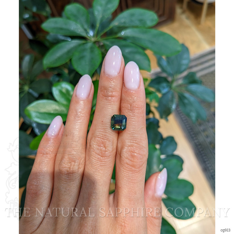 4.86 Ct. Bi Color / Parti Sapphire from Madagascar