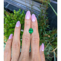 2.65 Ct. Emerald from Zambia Life Style