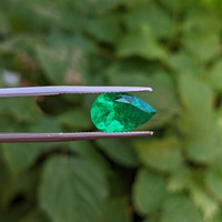 3.32 Ct. Emerald from Colombia Life Style
