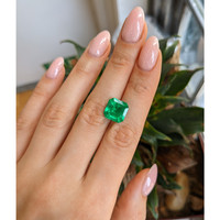 5.67 Ct. Emerald from Colombia Life Style