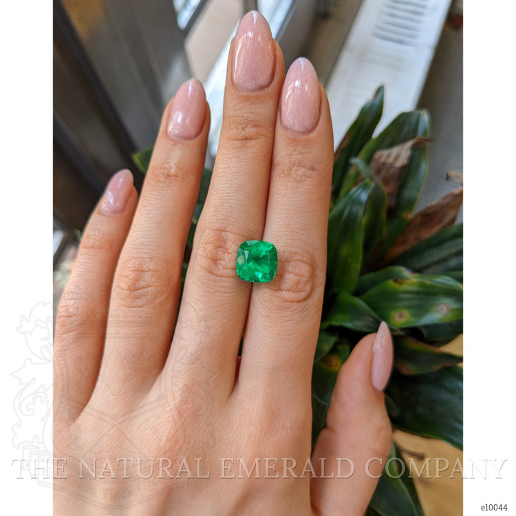 4.85 Ct. Emerald from Colombia