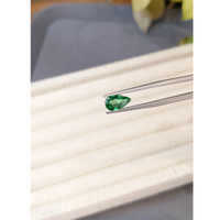1.09 Ct. Emerald from Zambia Life Style