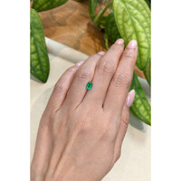 0.46 Ct. Emerald from Afghanistan Life Style