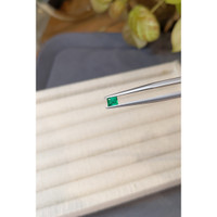 0.26 Ct. Emerald from Afghanistan Life Style