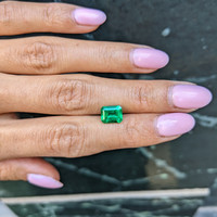 1.83 Ct. Emerald from Colombia Life Style