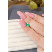 1.08 Ct. Emerald from Colombia Life Style