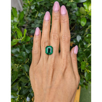 8.75 Ct. Emerald from Zambia Life Style