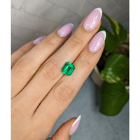 3.12 Ct. Emerald from Colombia Life Style